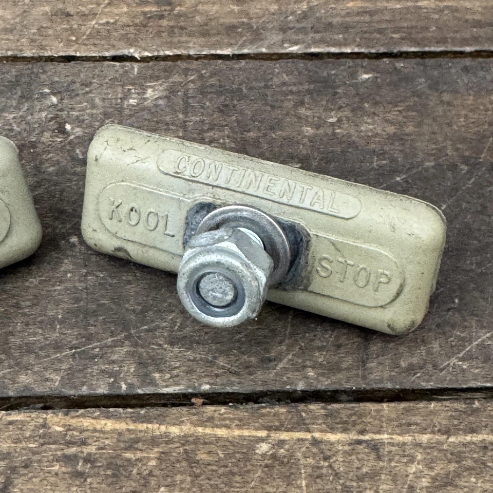 Par de pastillas de freno de bicicleta Kool Stop Continental vintage bloques grises con pernos Foto 3 de 4