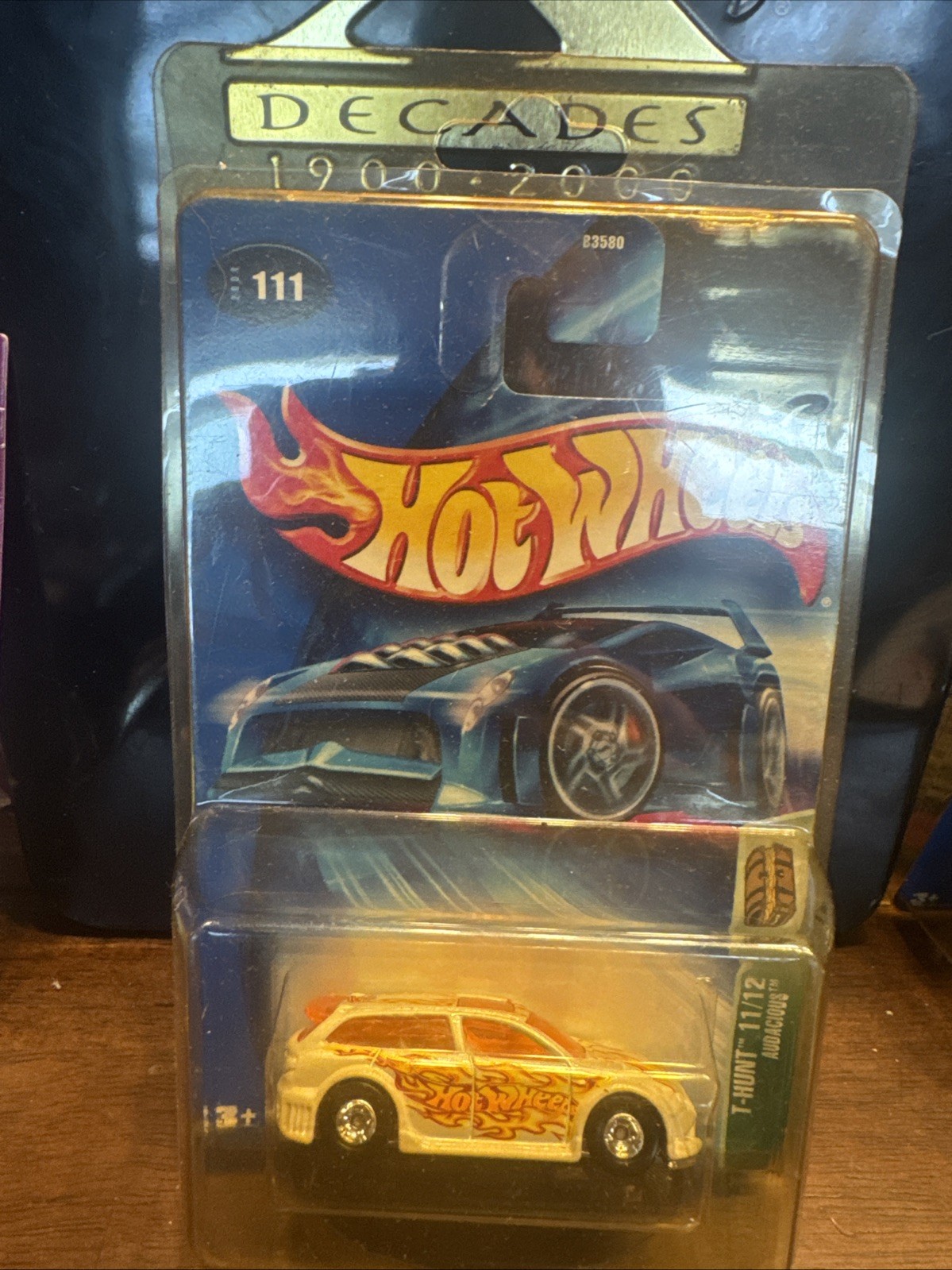 Hot Wheels T-Hunt Series Audacious 11/12 Treasure Hunt w/Protective Case