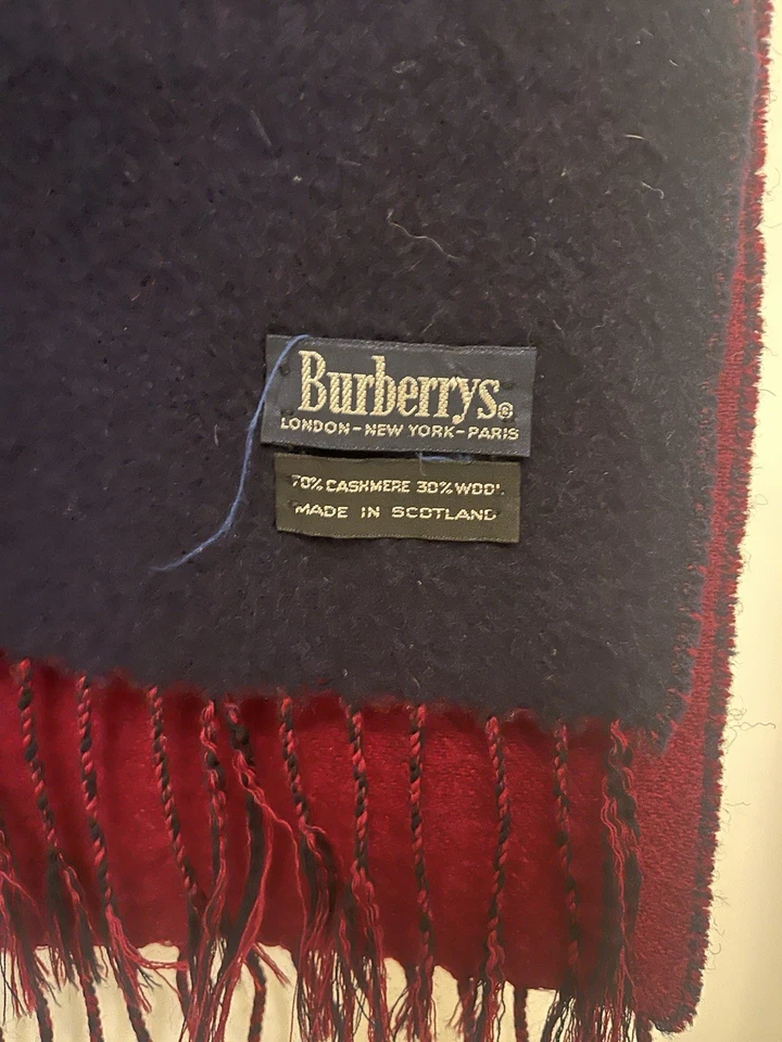 博柏利复古羊绒围巾带缺陷 — 第 3/4 张图片