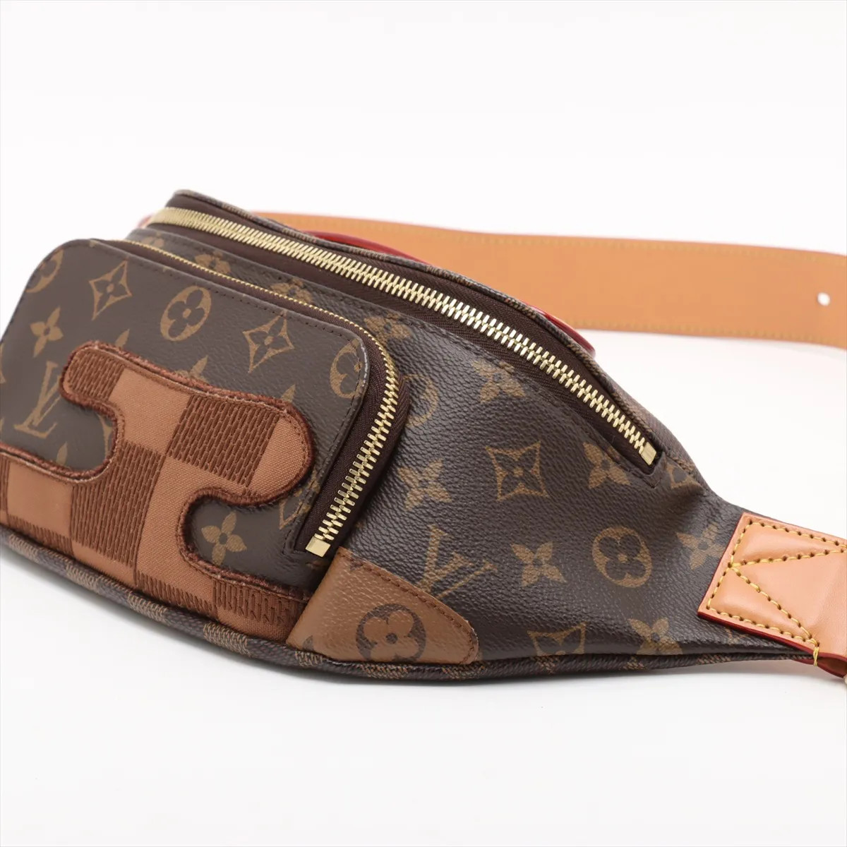 Louis Vuitton x NIGO Monogram Heritage lash bum bag M15271 Brown There was an RF thumbnail 3
