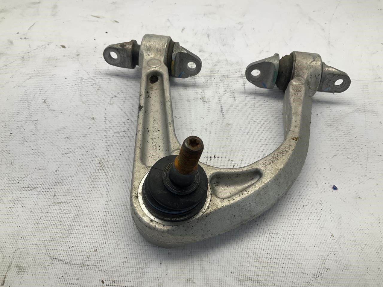 11-17 McLaren 570S / 650S / MP4-12C Front Left Driver Upper Control Arm Q