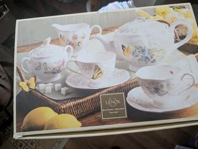 LENOX BUTTERFLY MEADOW PORCELAIN 9 pc BEAUTIFUL TEA SET. BRAND NEW ORIGINAL BOX 