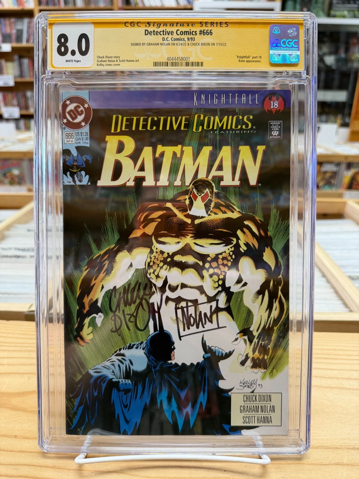 Detective Comics #666 (1993) CGC 8.0 Chuck Dixon Graham Nolan SIGNED