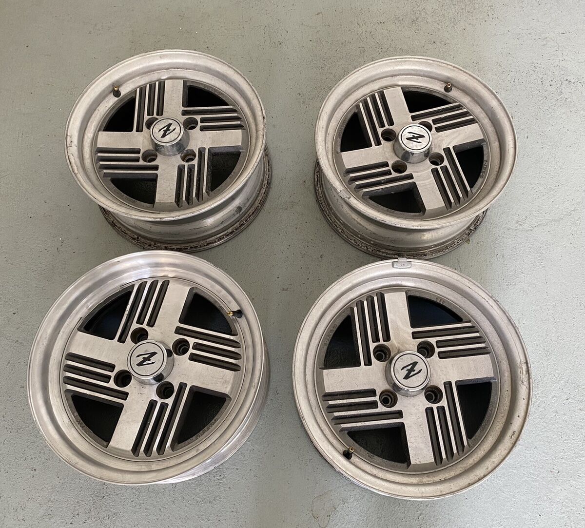 1979-1983 Datsun Nissan 280ZX Turbo S130 Wheels 15 1979-1983 Datsun Nissan 280ZX Turbo S130 Wheels 15