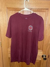 UA Under Armour Graphic T-Shirt Mens Size XL Loose Fit Red Compass Short Sleeve