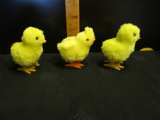 Wind Up Hopping Chick Toy Set of 3 Fuzzy Yellow Easter Toy