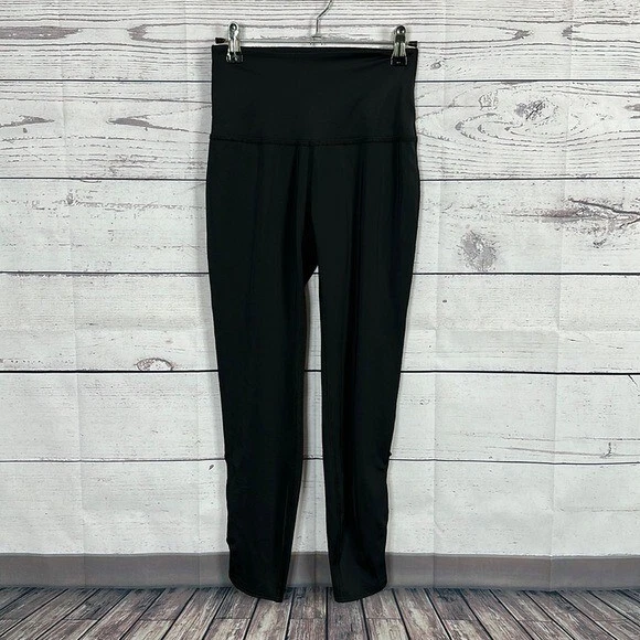 beyond-yoga high rise cutout smooth compression leggings
