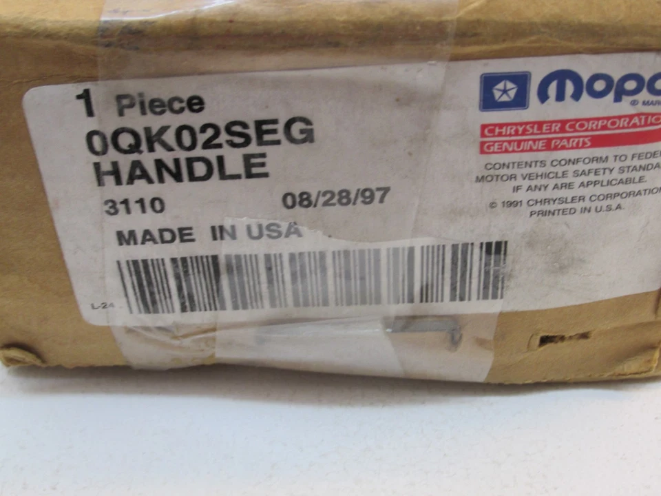 Manija de puerta exterior derecha Dodge Grand Caravan 1996-1997 OEM QK02SEG Foto 3 de 3