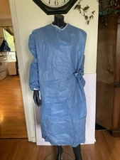 Cardinal Health 9545 -Reinforced Surgical G o w n, XL - Box of 20