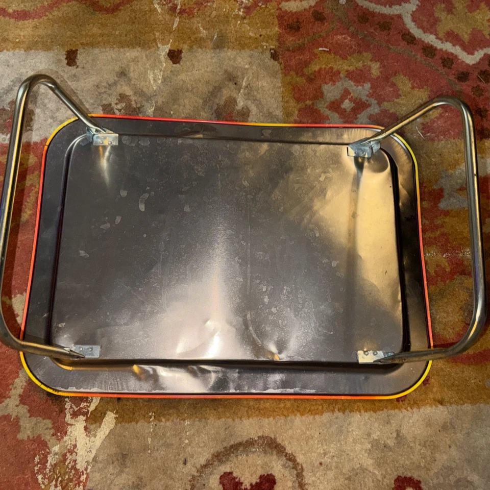 Bandeja de cena de TV de metal Mirage 1988 Teenage Mutant Ninja Turtles (TMNT) de colección Foto 4 de 4