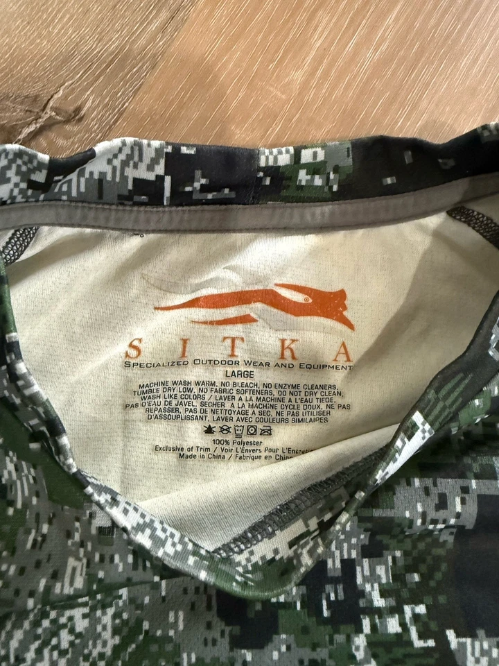 Sitka Gear Lightweight Camo Crew Optifade Long Sleeve Men’s Size L - Image 3 of 4