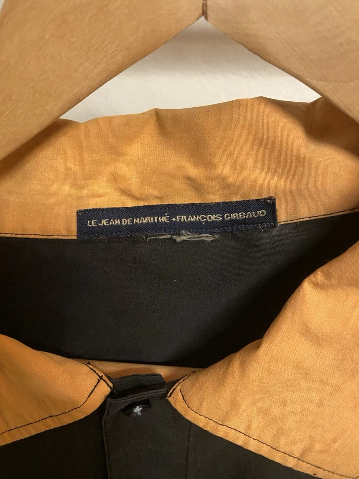 Y2K винтажный Girbaud оранжевый и черный воротник LS рубашка с вышивкой и нашивкой детали - Изображение 2 из 4