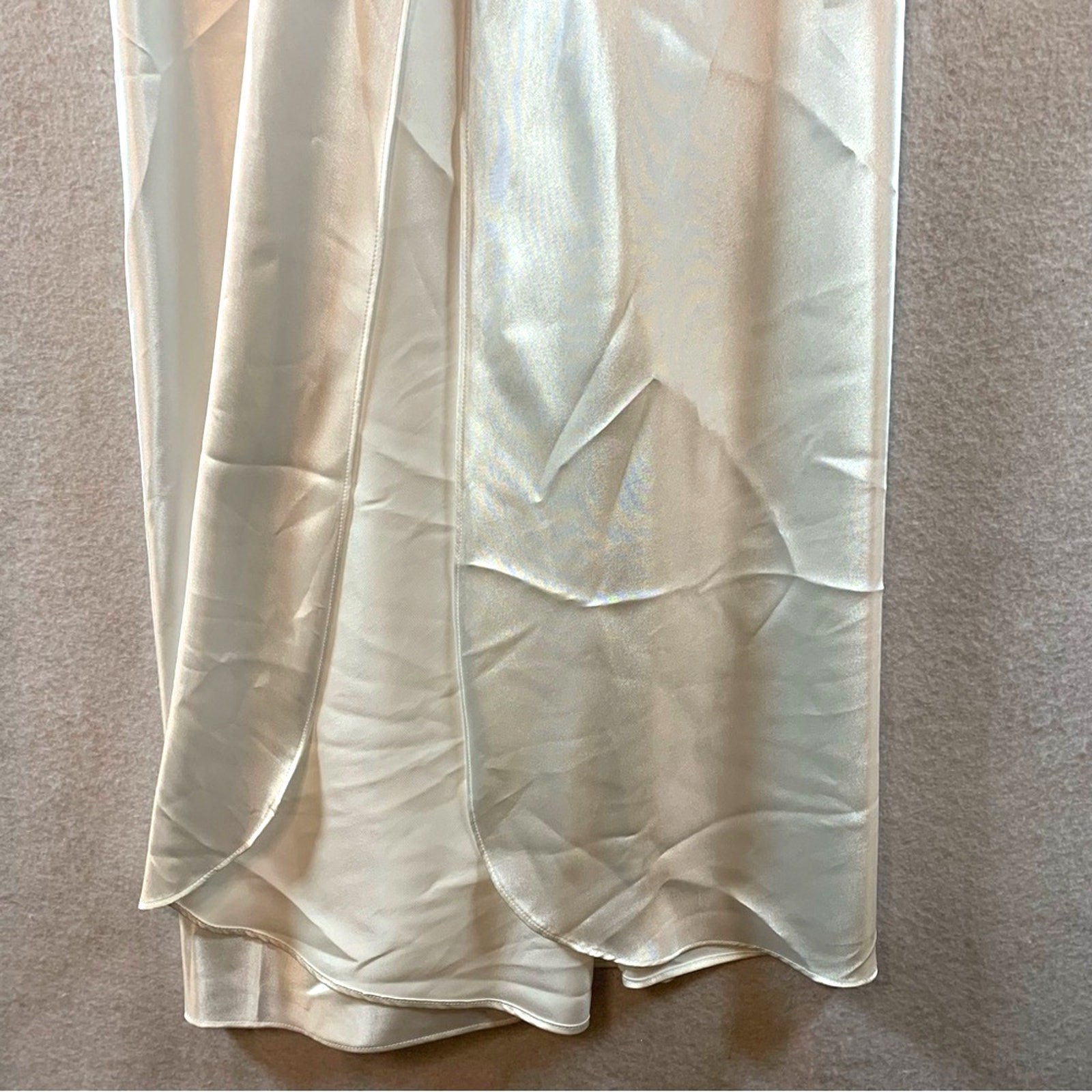 Flora Nikrooz Satin Lace Robe Chemise Slip 2pc Set Ivory Cream Bridal Lingerie  