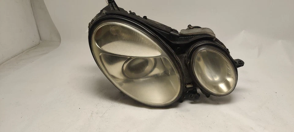 MONTAJE FARO DERECHO 2118202461 2006 MERCEDES-BENZ E500 Foto 2 de 4