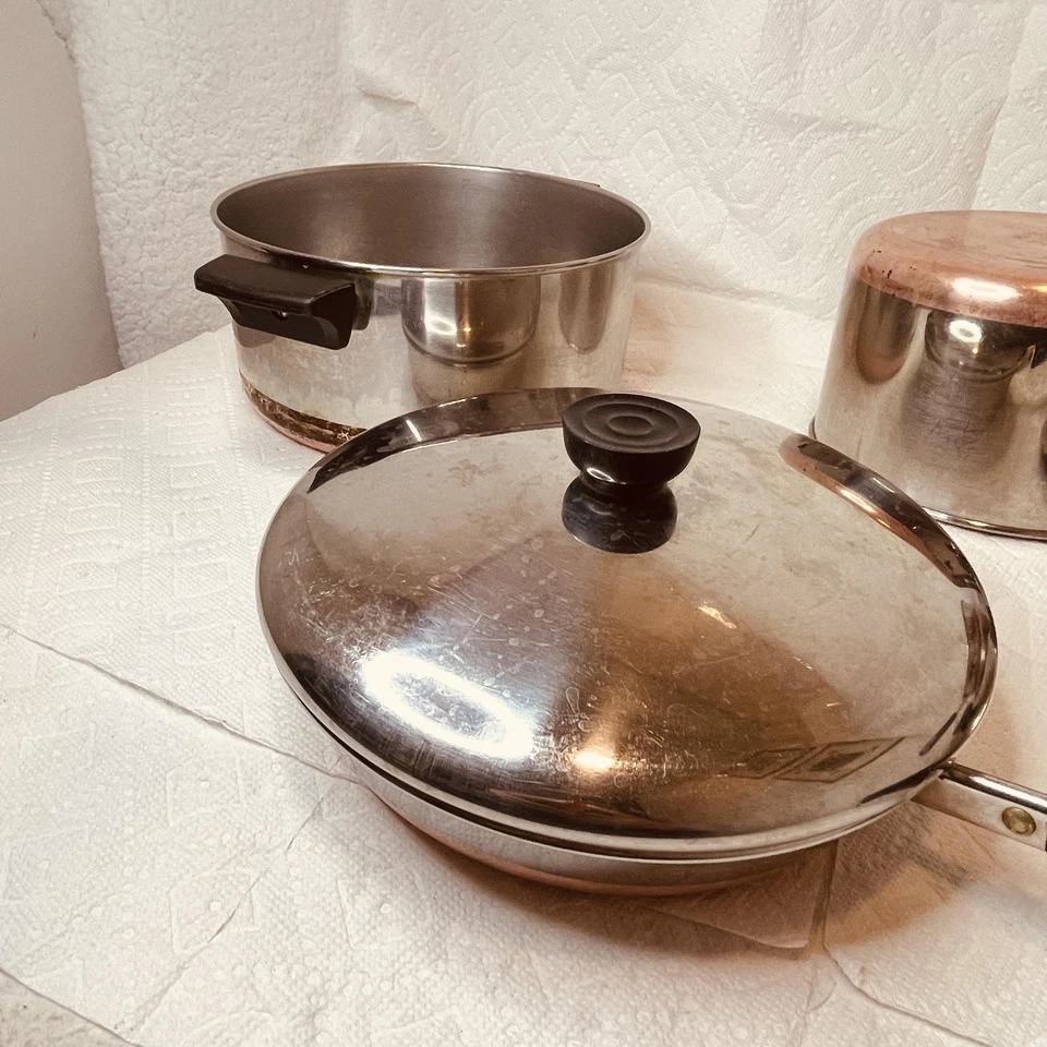 Juego de utensilios de cocina vintage Revere Ware 1801 con fondo de cobre hecho en Clinton IL EE. UU. 1984 Foto 3 de 4