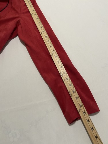 WD NY Women’s Shorty Jacket Sz M Red Zip Rivets Lined Pockets Rocker Edgy - Picture 18 of 18