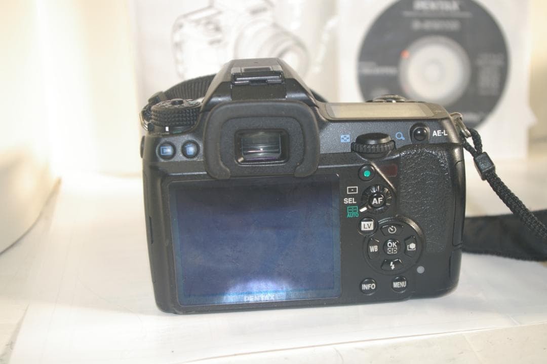 PENTAX K-5 Digital Camera with smc PENTAX DA 18-55mm Lens and