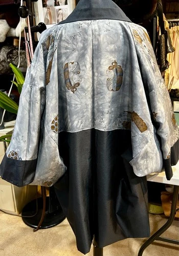 Unused Men s Haori, Pure Silk, deep navy blue, small size, excellent condition.  image 6