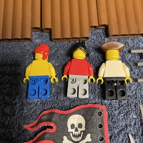 LEGO Pirates 6249 Pirates Ambush 100% Complete