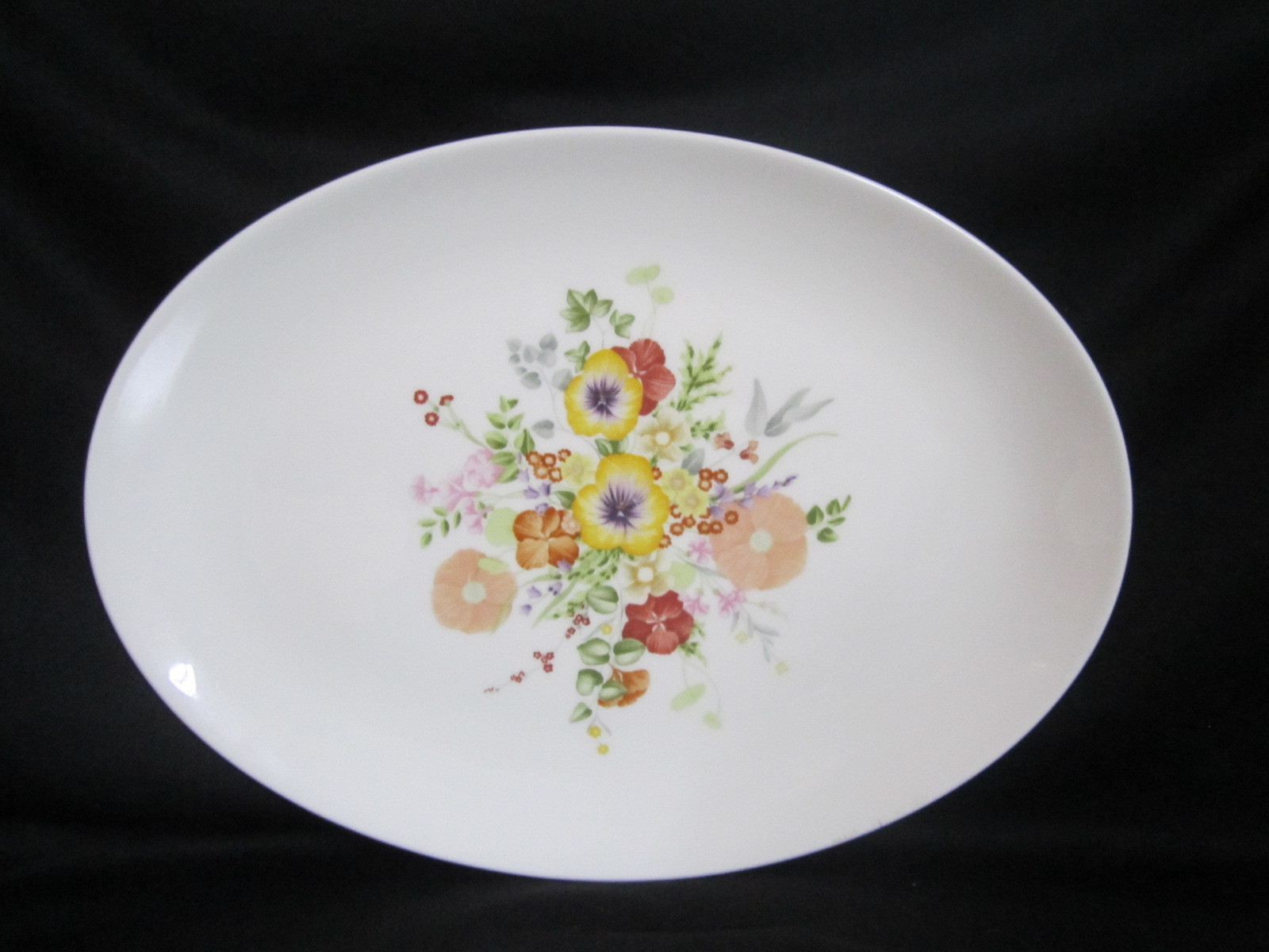 Wedgwood Summer Bouquet Oval Platter 14 inch Susie Cooper Bone China England