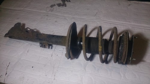 BMW E36 316i (4) Federbein vorne links Stoßdämpfer 11150011520