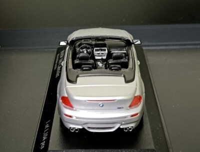 BMW M6 Convertible ミニカー s-l400.jpg