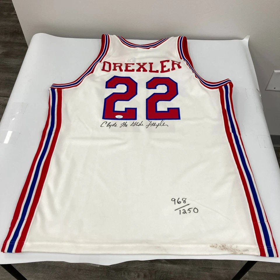 Clyde "The Glide" Drexler Signed 1983 High School Houston Cougars Jersey JSA COA - Image 2 of 4