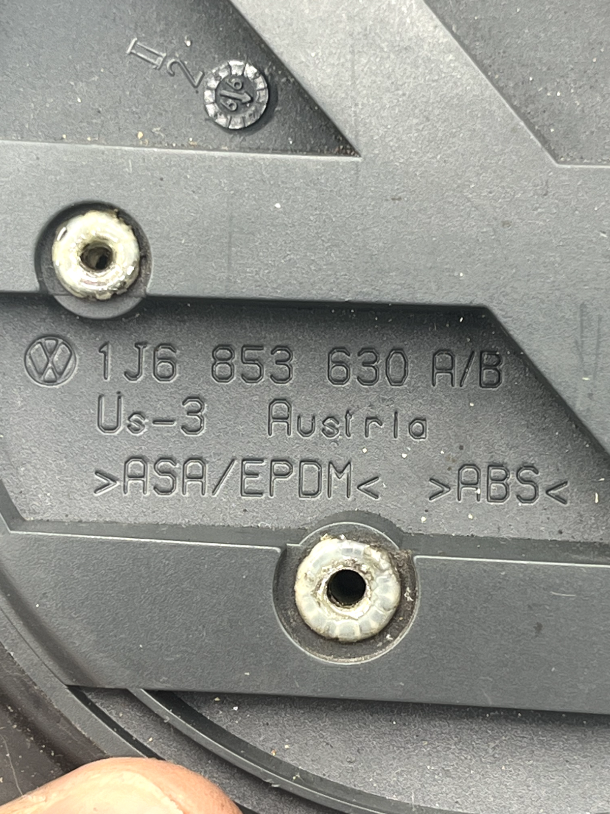 Picture 4 of 5