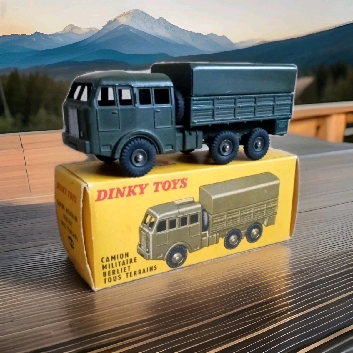 Dinky Toys - 1:43 - ref. 890 - Tracteur Berliet et Semi