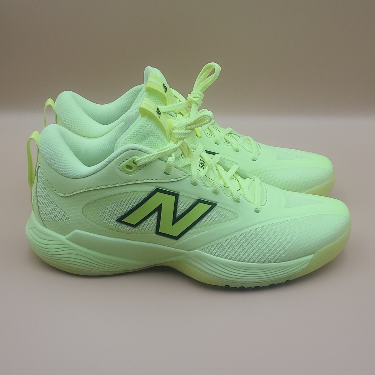 New Balance SAMPLE FuelCell 561 Men's Tennis Shoes Yellow Size