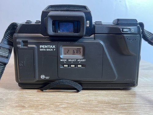 Pentax SF-X 35mm SLR Film Camera Kit + 35–70mm & 70–210mm Lenses, Flash, Bag - Picture 7 of 11