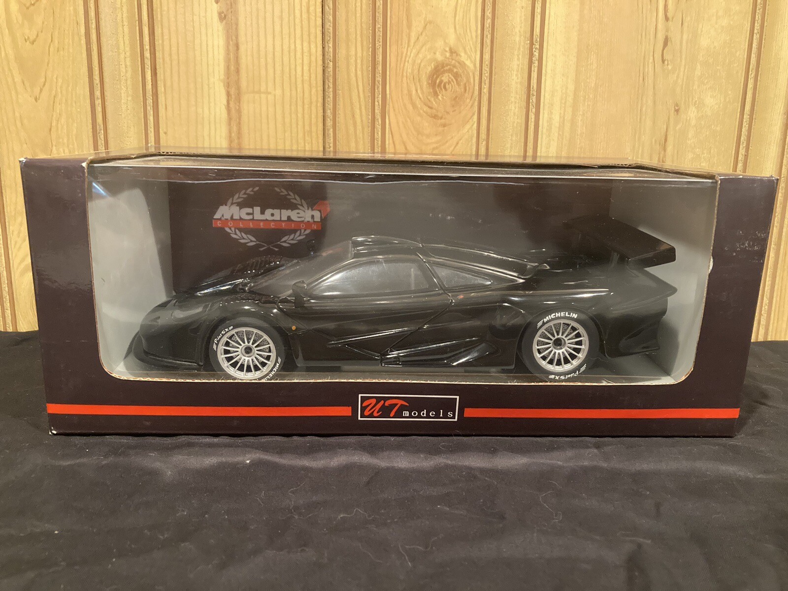 Picture 1 of 4