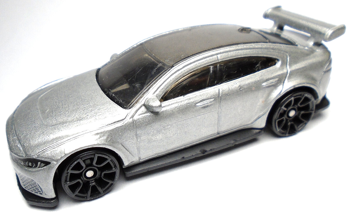 2020 HOT WHEELS JAGUAR XE SV PROJECT 8 SILVER 1:64 DIECAST 2 7/8" CAR
