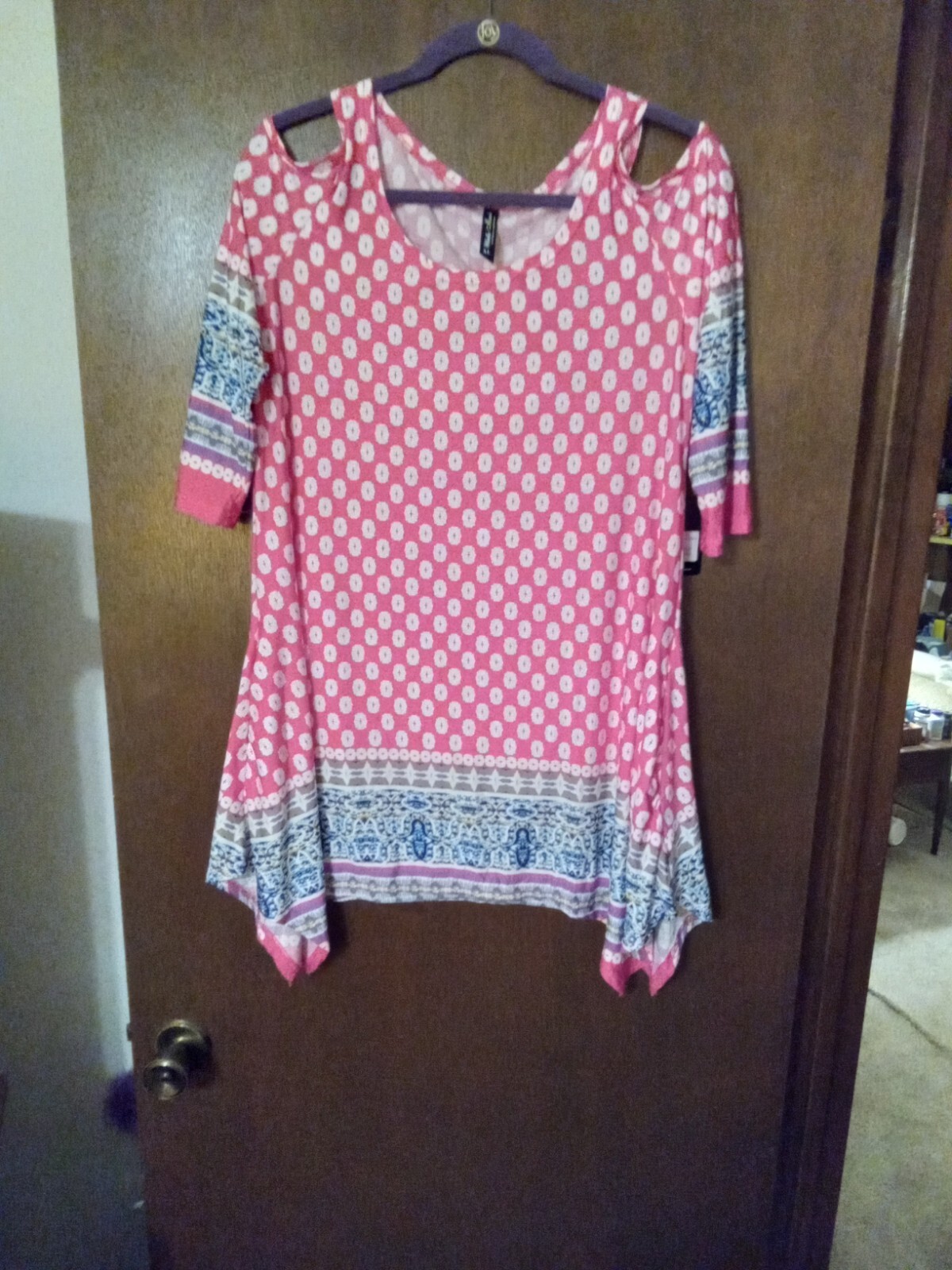 Picture 1 of 3