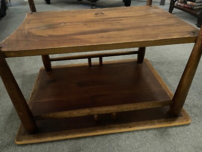 テーブル　ビンテージ 1910s Antique Gingerbread Side Table | Chairish