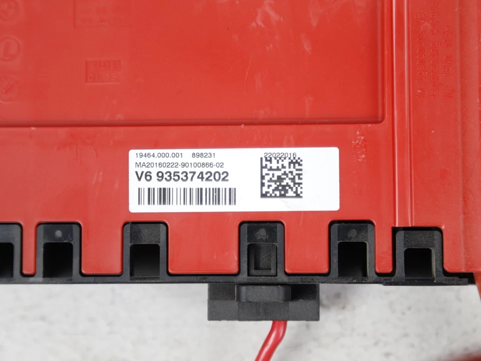 16-19 BMW 530i 540i G30 G11 G12 REAR TRUNK POWER DISTRIBUTOR B JUNCTION TERMINAL - Image 4 of 4