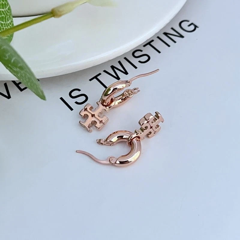 New! Tory Pavé Rose Gold Earring  with Jewelry Pouch Size:2.8*1.2cm - Image 2 of 2