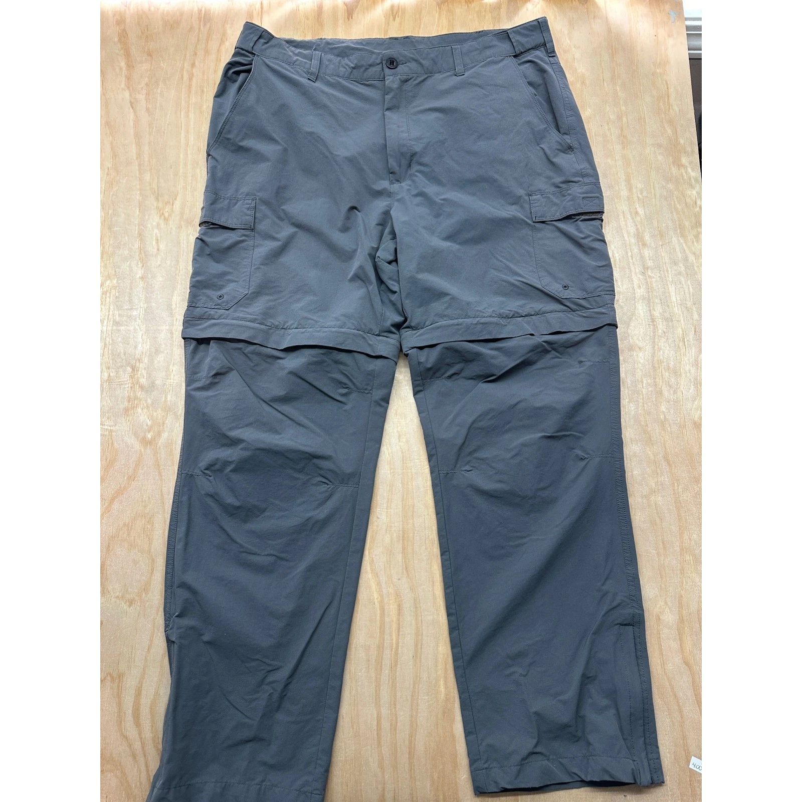 World Wide Sportsman Mens 42x32 Convertible Cargo Pants Gray Fishing Hiking Zip
