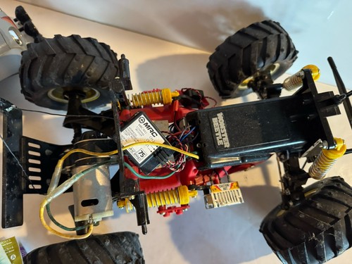 Vintage Tamiya Monster Beetle RC Car w/MRC Hand Set Used - Picture 11 of 24
