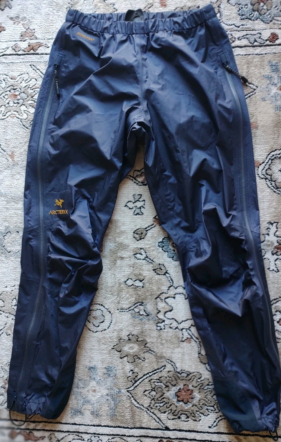 Vintage Arcteryx Golden Era Shadow Goretex Pants Large Navy Blue Outdoor Unisex