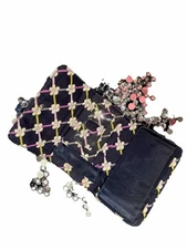 Vera Bradley Floral Quilted Wallet Spring/Summer Multi-Color Zip-Around