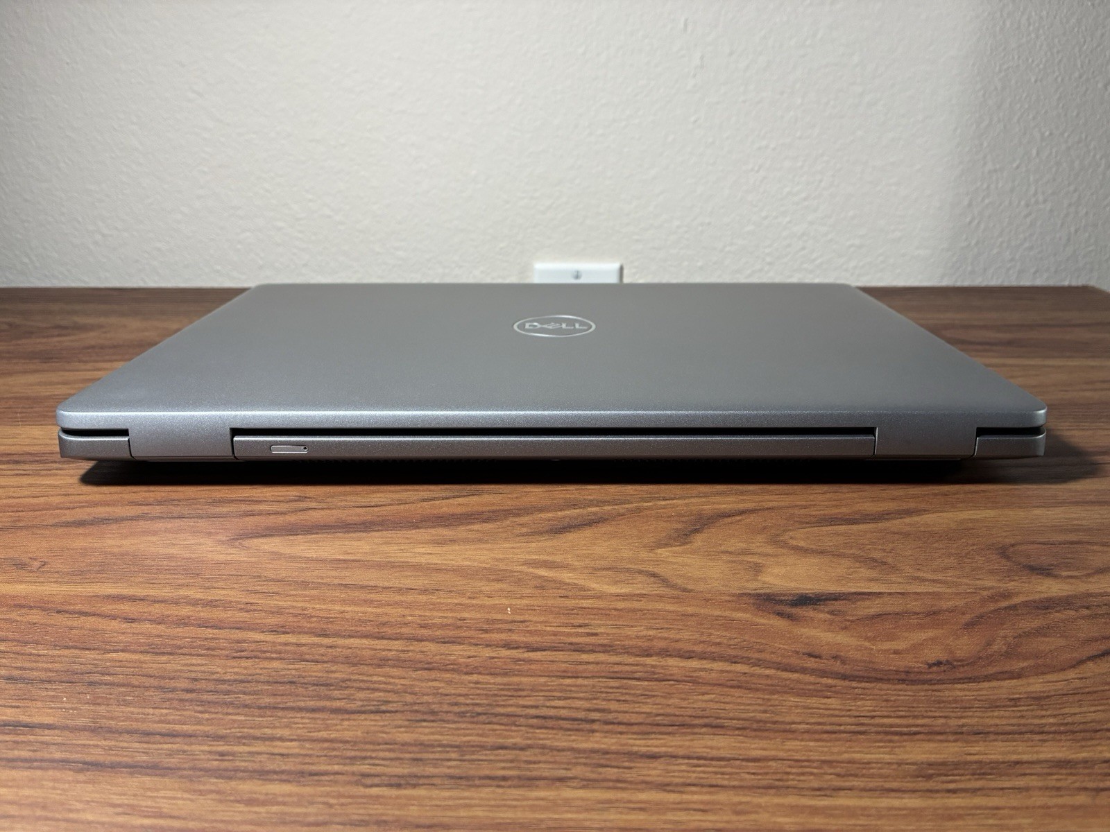 Dell Precision 3581, 15.6-Inch Laptop, with Intel Core i7 13th Gen., 512 GB SSD (Solid State Drive), Windows 11 Pro