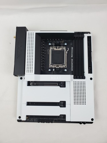 Placa madre para juegos NZXT N7 B650E blanca, AM5 ATX AMD (leer) - Imagen 2 de 5