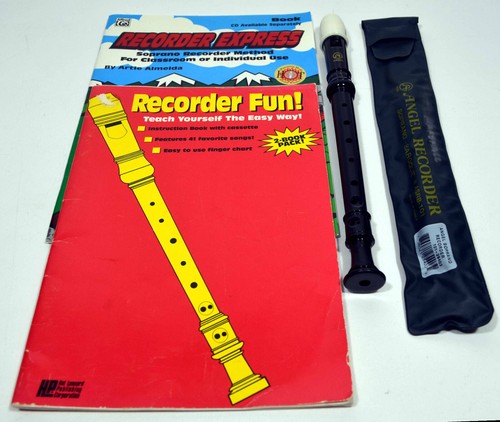 Angel Recorder - Soprano New in Case w/ two Preowned Recorder Music Books - Picture 1 of 6