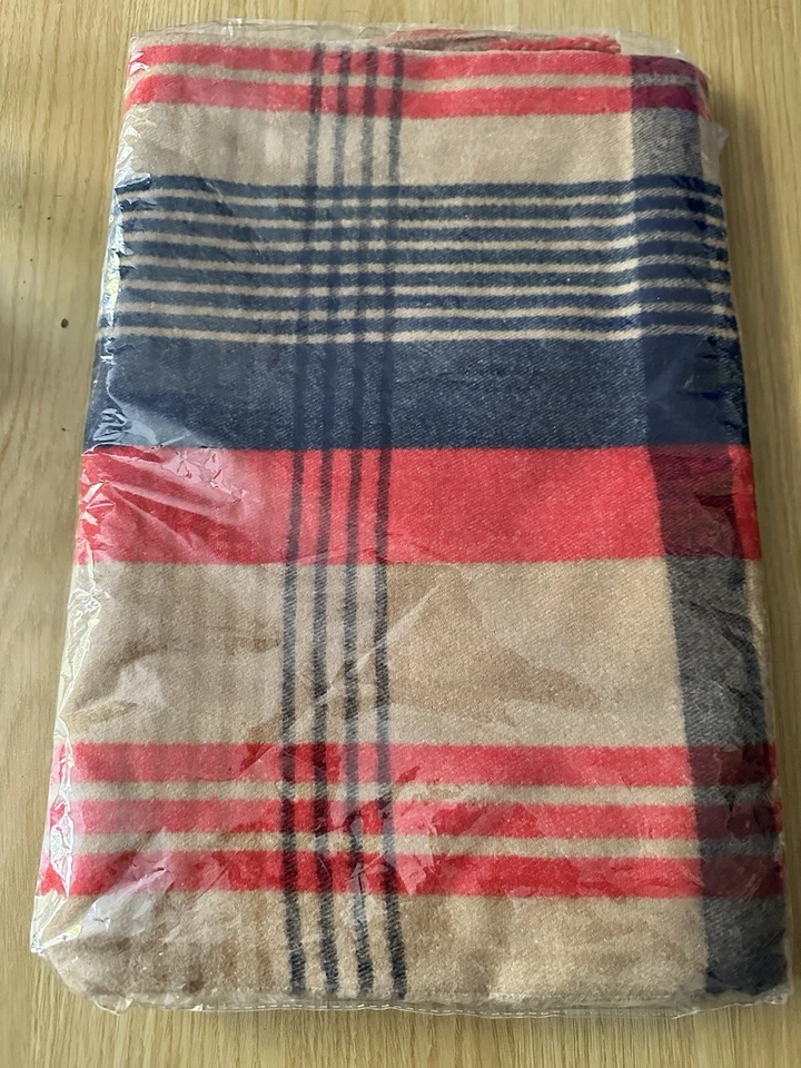 New Vintage Tassles Cashmere Wool Warm Scarves Scarf Gift (A4) - Image 4 of 4