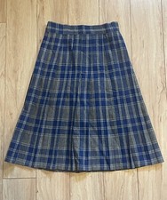 Vintage Size 4 Ladies Girls To The Knee Wool Plaid Tartan Pleated Skirt