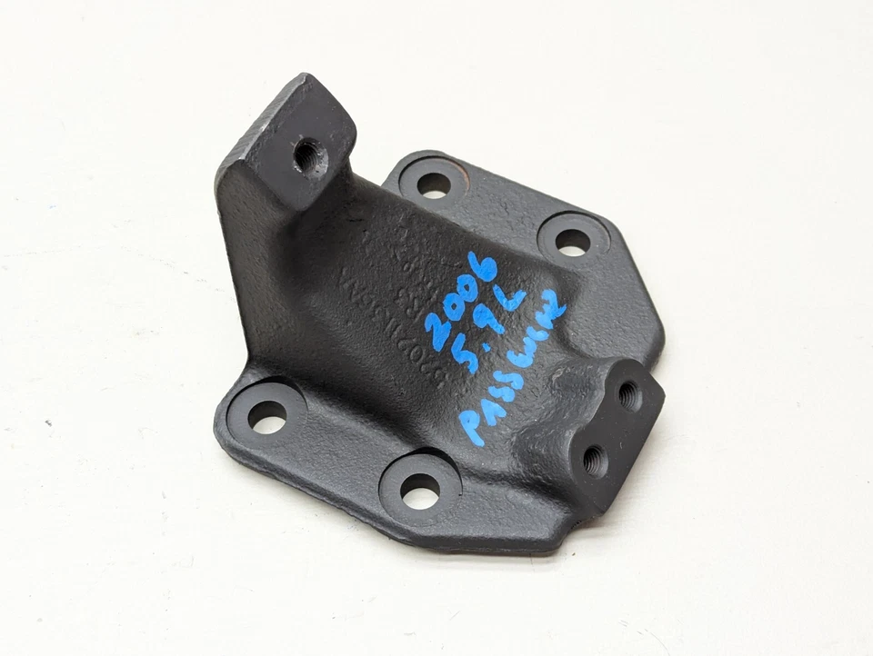 Engine Mount Bracket 2006 Common Rail Dodge Ram Cummins Diesel 5.9L 52021136AA Foto 2 de 4