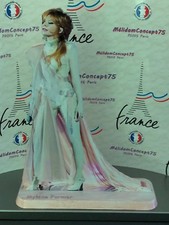 MYLENE FARMER BERCY TIMELESS PLV COLLECTOR 2013 en figurine de 30cm de hauteur.