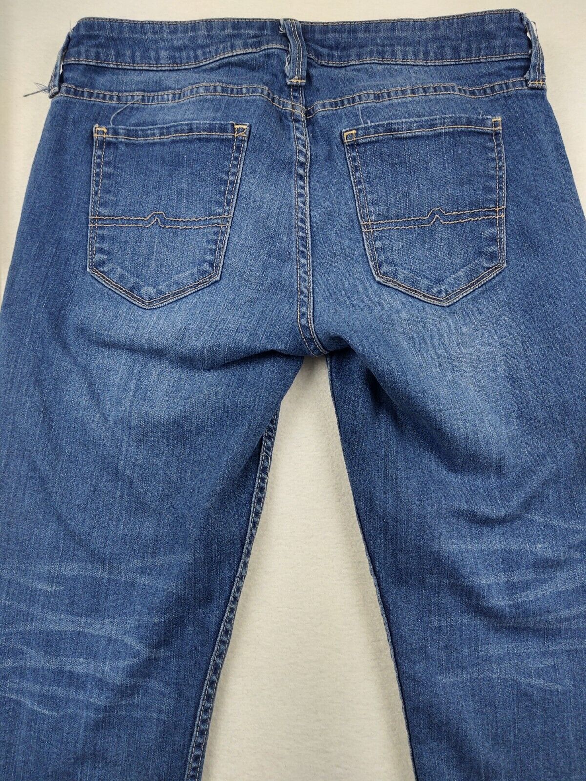 Arizona Jean Co. Juniors' Size 7 w27 Blue Denim Crop Capri Jeans