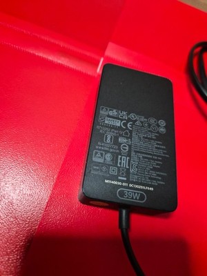 Original Original Microsoft Surface Laptop GO Ladegerät 39W Netzteil UK Stecker MwSt